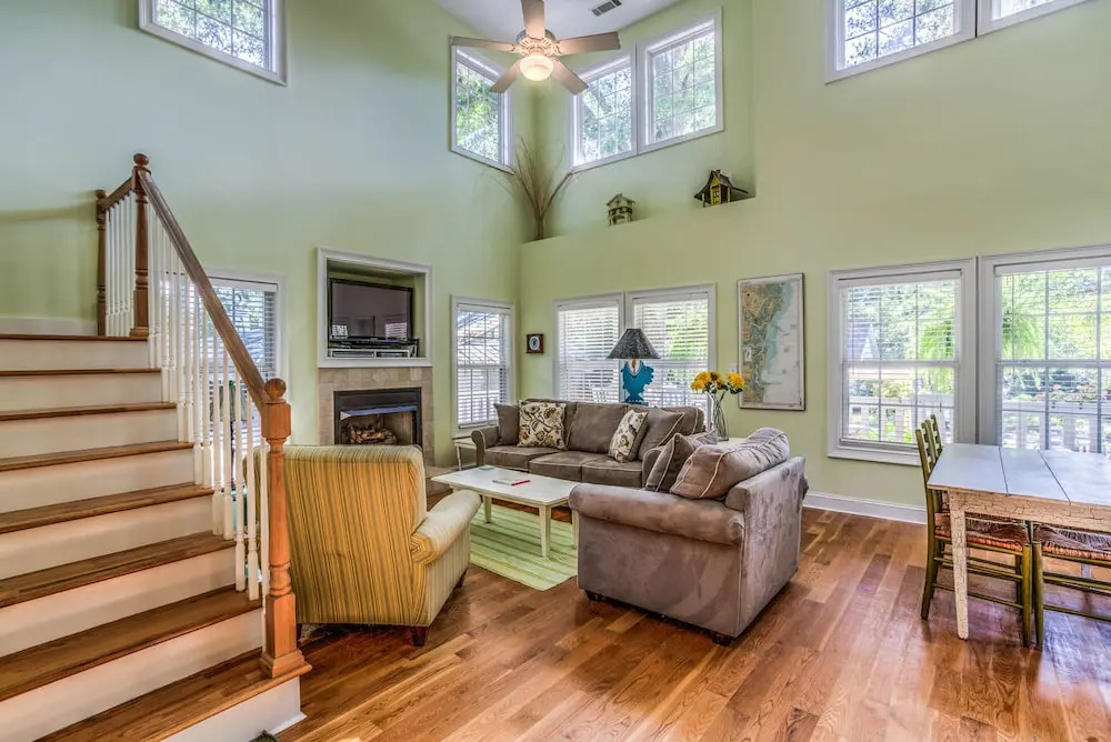 106 Jordan Lane by Hodnett Cooper