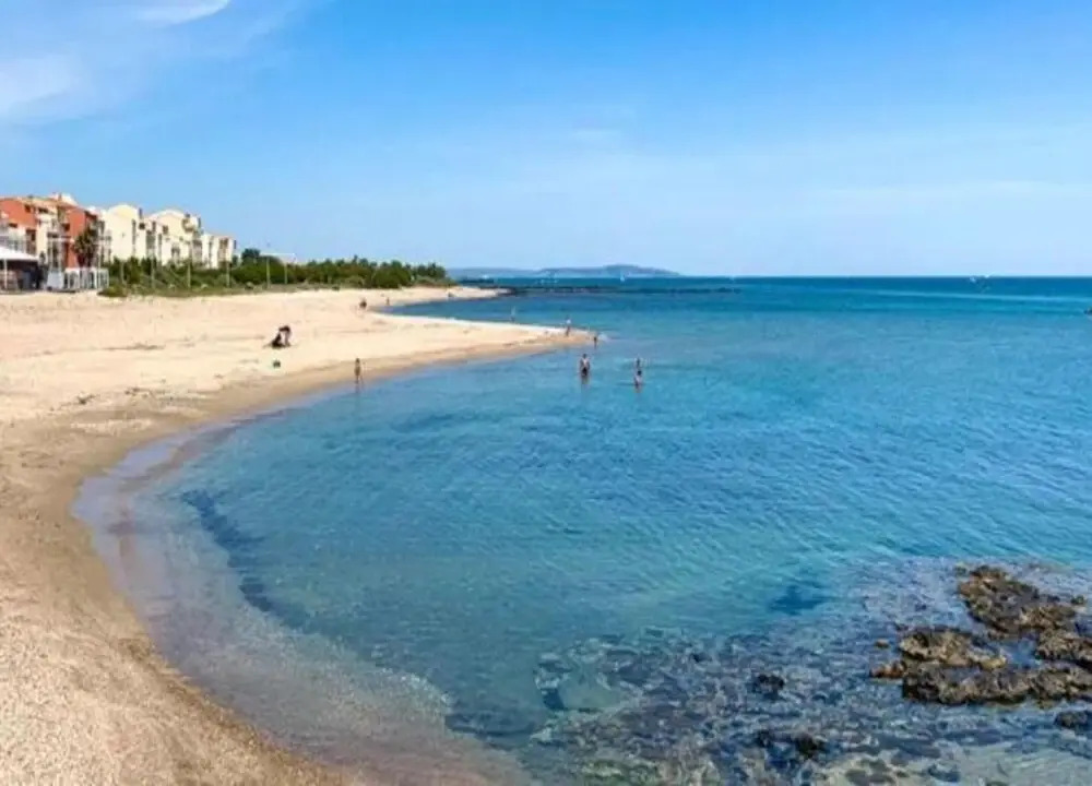 Stylish Seaside Stay in Agde