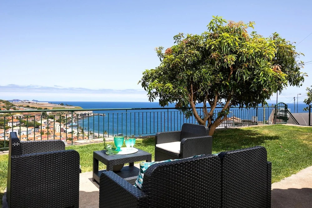 Sea View Villa by Homie