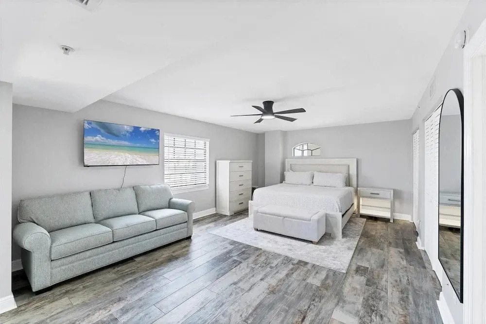 Spacious Beachfront 3br Manasota Key Condo 3 Bedroom Condo