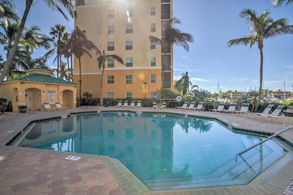 Sunsets & Sails! Waterfront Punta Gorda Condo
