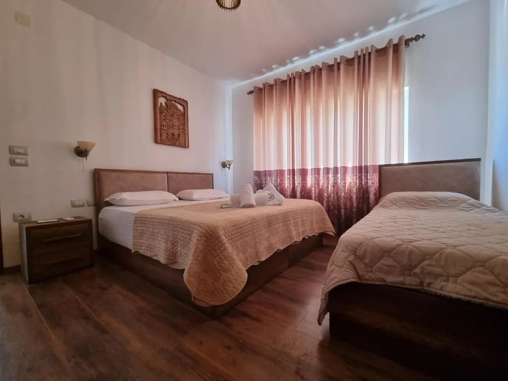 HOTEL VILA TWIX