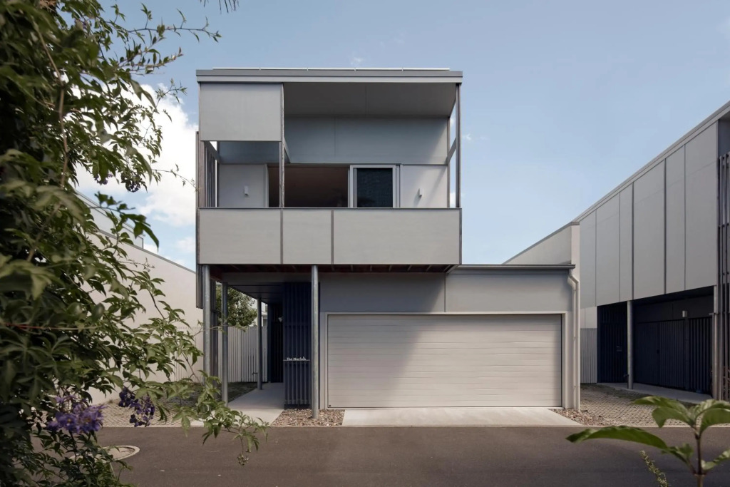 Byron Bay Accom - North Beach Houses 44 Bayshore Drive - No pool in studio