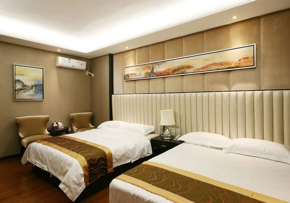 Economic Hotel