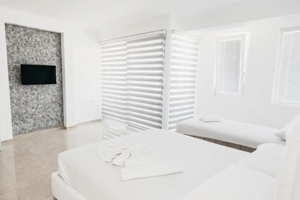 Apartments Panorama Alaj