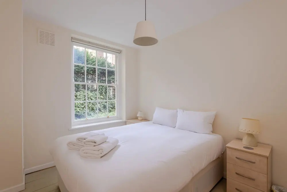 Charming 1Br Home By River Thames Fits 3