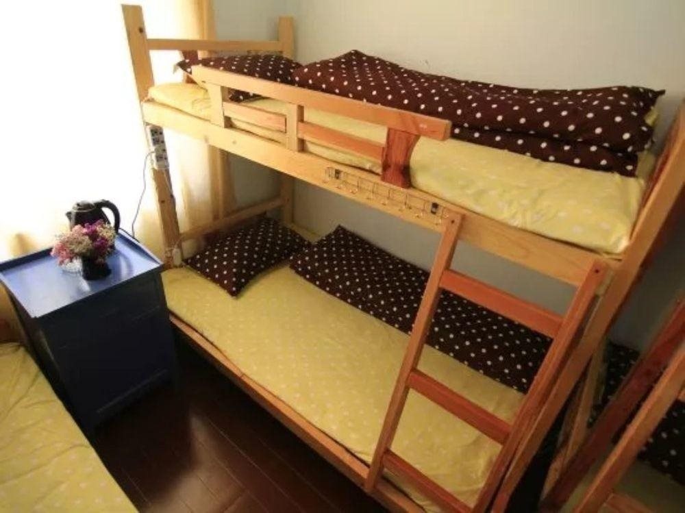 Yitravel Hostel