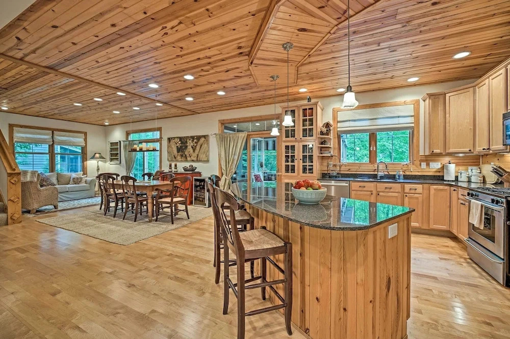 Upscale Family Retreat w/ Fire Pit, Walk to Beach