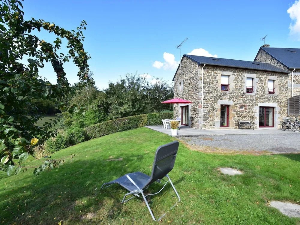 Peaceful Stay near Lake