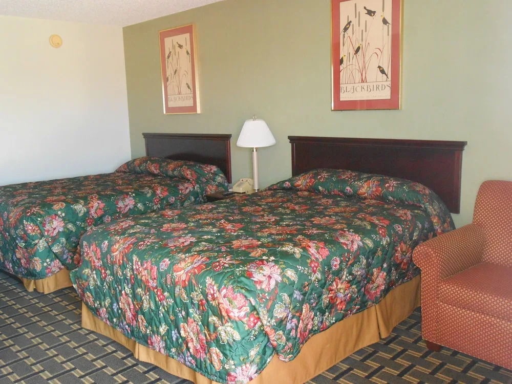 Budget Inn and Suites Siloam Springs