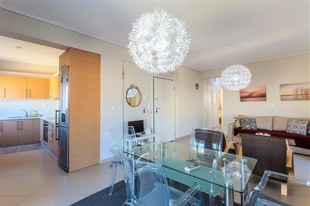 Escape in Style, close to the sea and city center