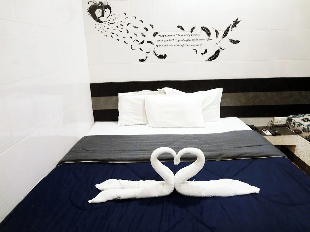 Hotel Shrimmaya, Ujjain
