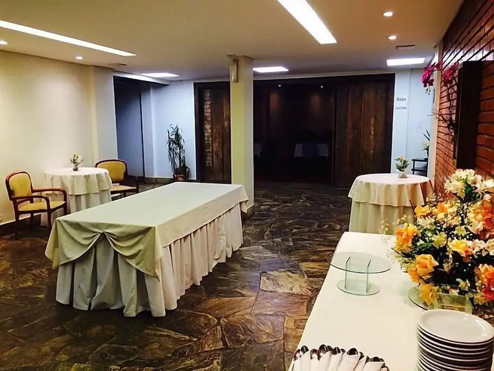 Hotel Verdes Mares
