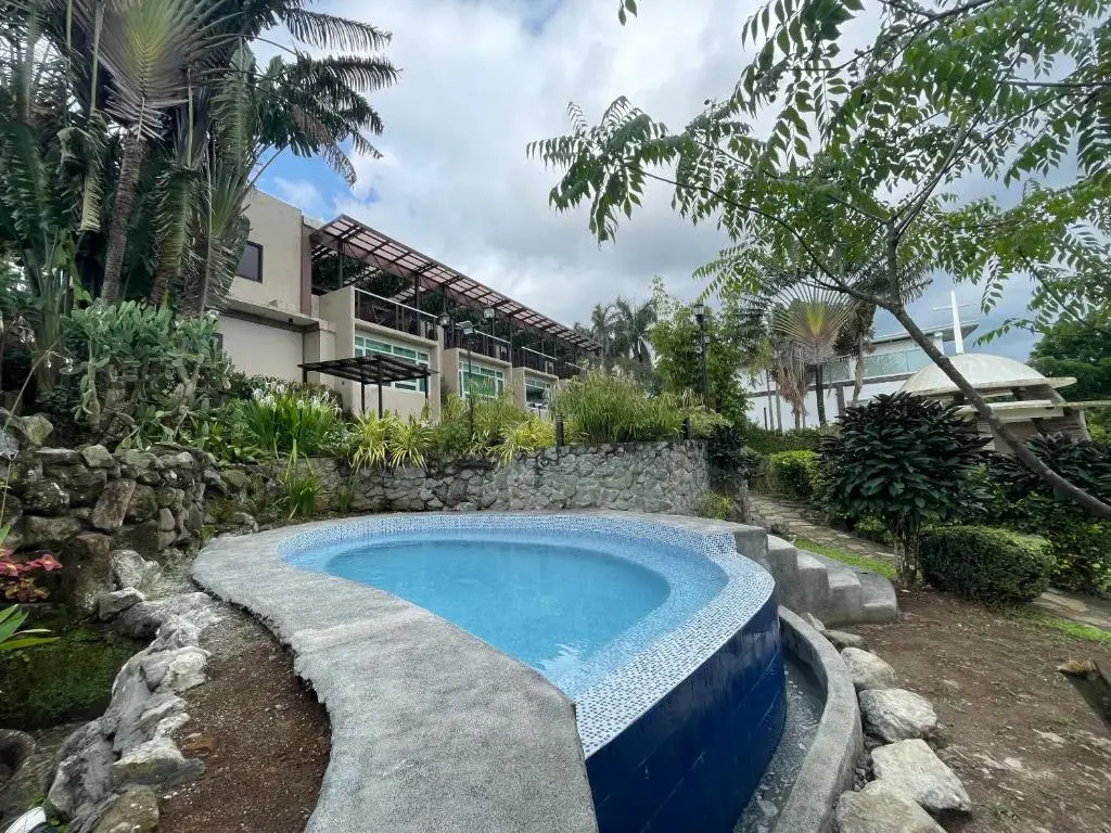 The Lakeview Suites