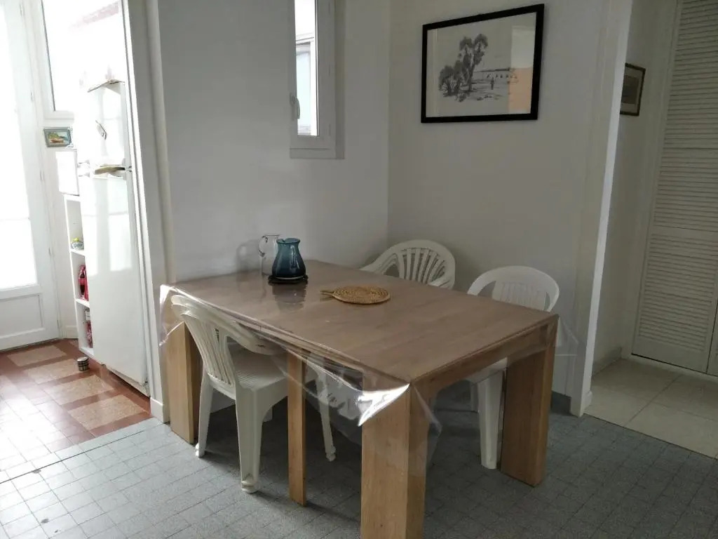 Arcachon: Charmante Maison T3 Proche Plage et Commerces, 2 Chambres, Wi-Fi, Idéale Familles - FR-1-319-35