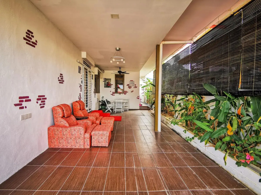 OYO HOME 90260 Natol Homestay London