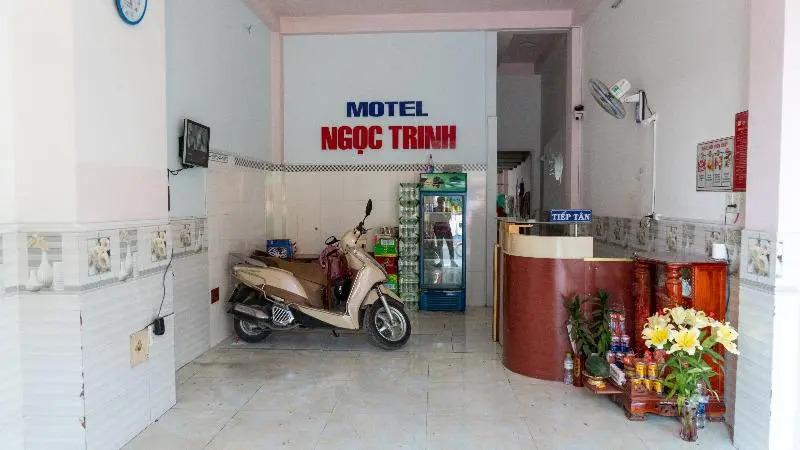 Ngoc Trinh Hotel Binh Tan