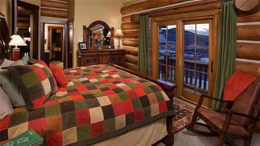 Lookout Lodge
