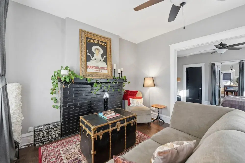 The Chocolate Suite - Walkable And Peaceful 2 Bedroom Home