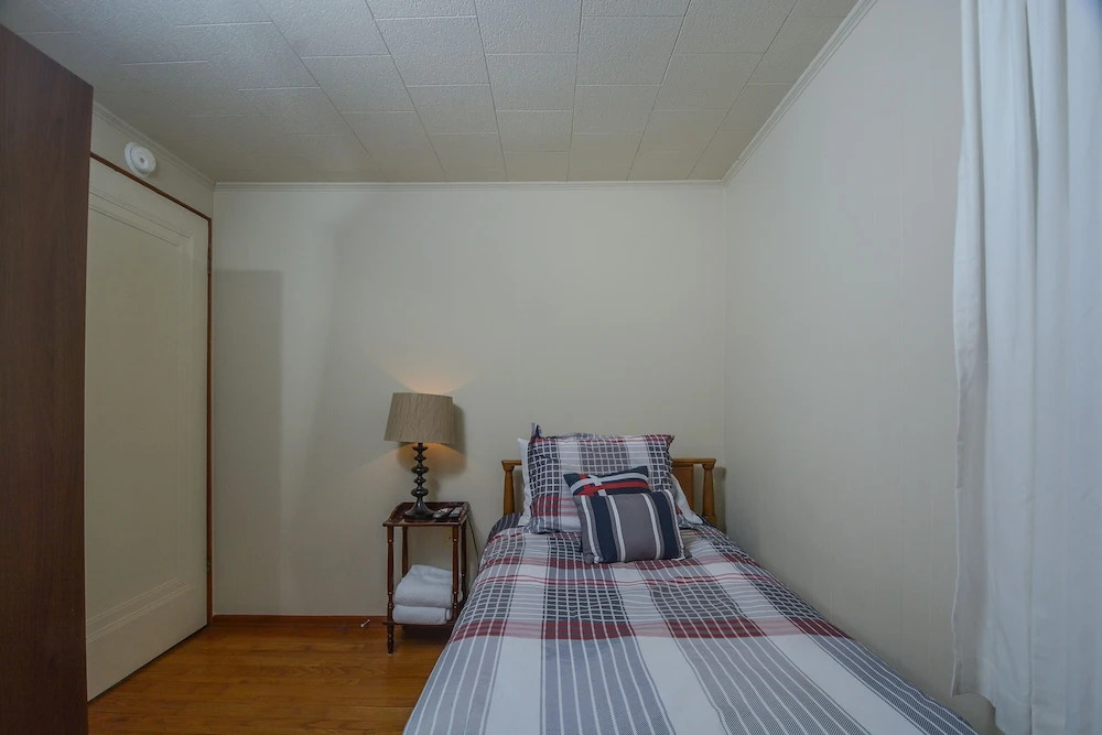 Nestled Hideaway 3 Bedroom House