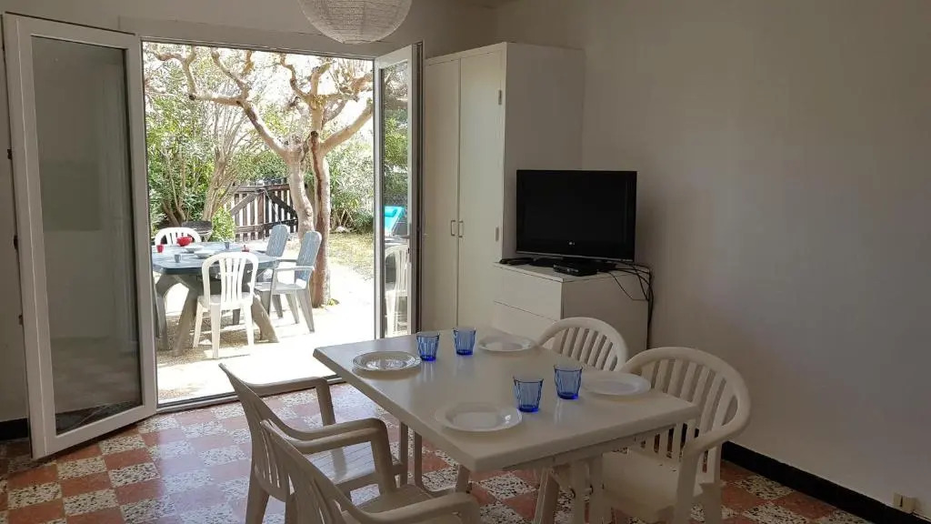 RAG35 : Appartement T2 6 couchages - NARBONNE PLAGE