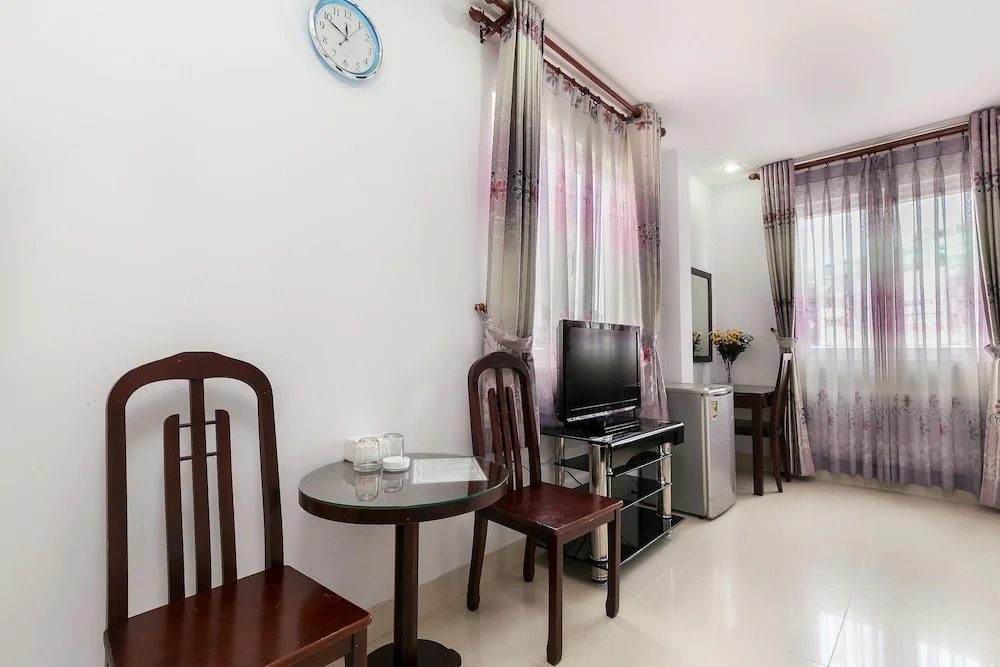 OYO 237 Hao Tin Hotel