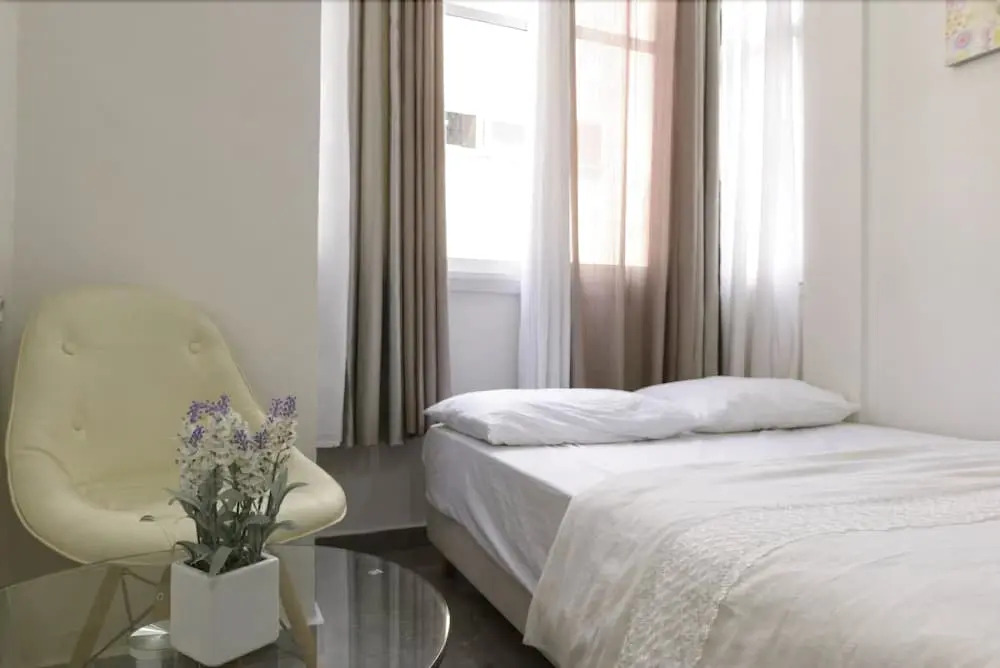 3 Bedrooms - Ben Yehuda