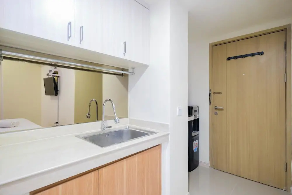 Comfy and Homey Studio Room at Meikarta Apartment