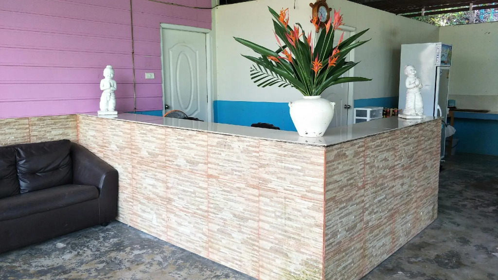 Sukorn Cabana Resort