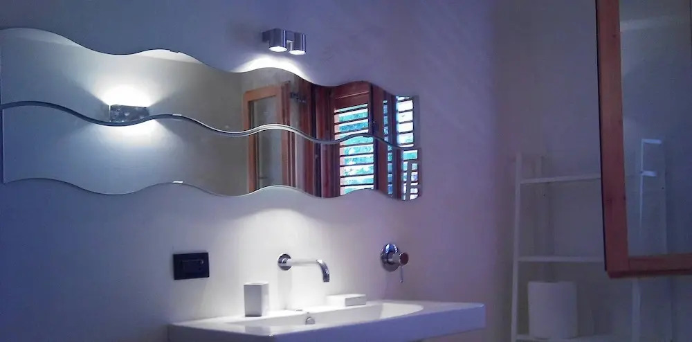 Whole Modern Villa With Pool And Near The Sea