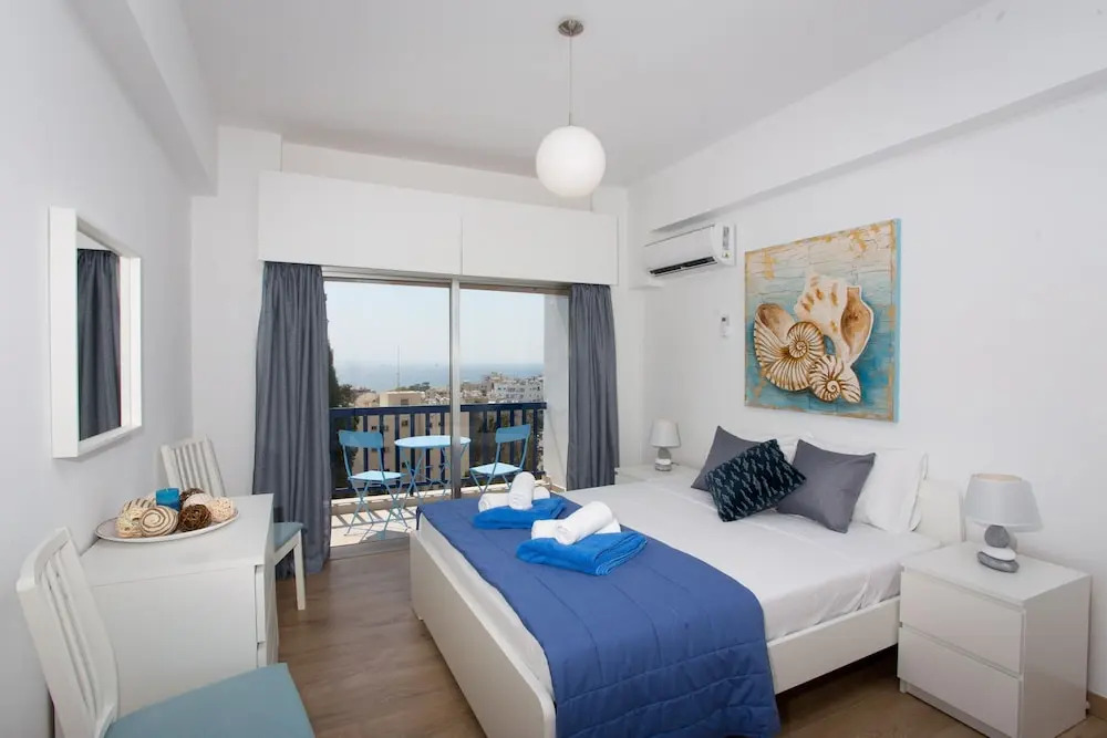 White Arches Sea View Apt No.1 by TrulyCyprus