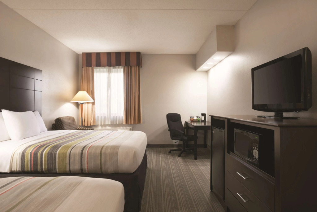 Country Inn & Suites by Radisson, Indianapolis East, IN