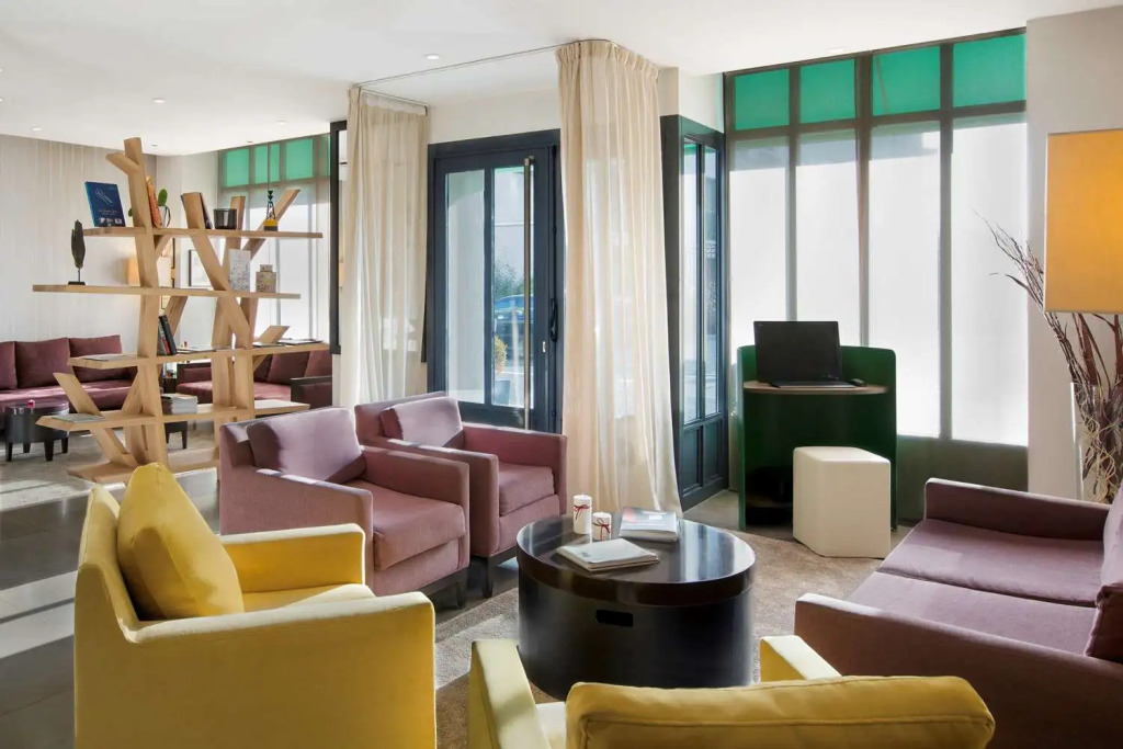 Best Western Rives de Paris La Defense
