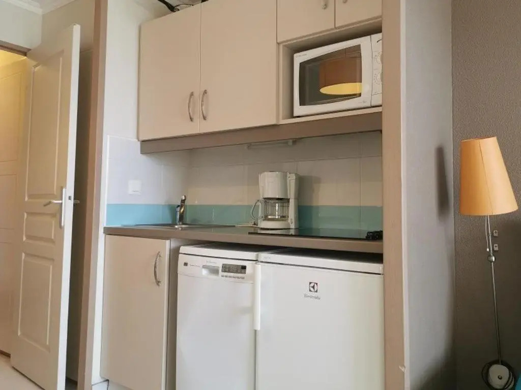 Appartement Cannes la Bocca, 2 pièces, 5 personnes - FR-1-609-55