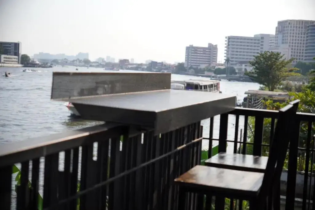 NORN Riverside Bangkok Hotel - นอนริมน้ำ