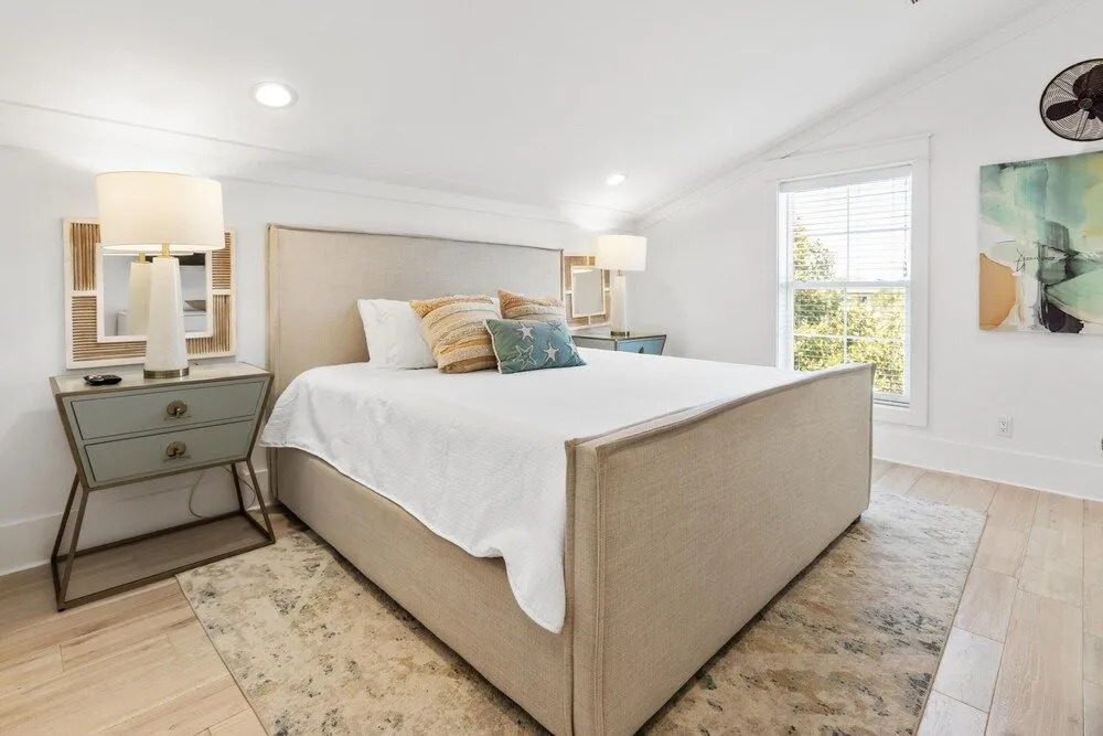 Destin's Gem by Avantstay Steps to the Beach w/ BBQ & Pool