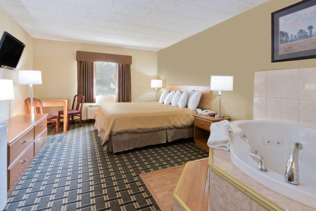 Days Inn Batavia