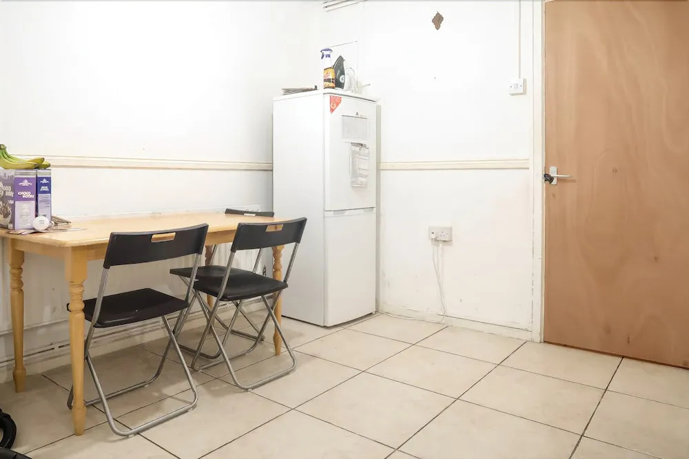 Teviot Street - Deluxe Double Room