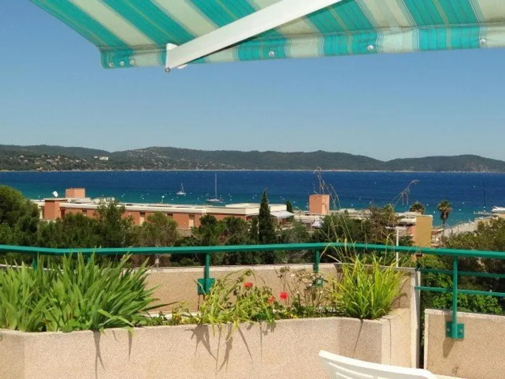 Appartement Cavalaire-sur-Mer, 3 pièces, 4 personnes - FR-1-100-172