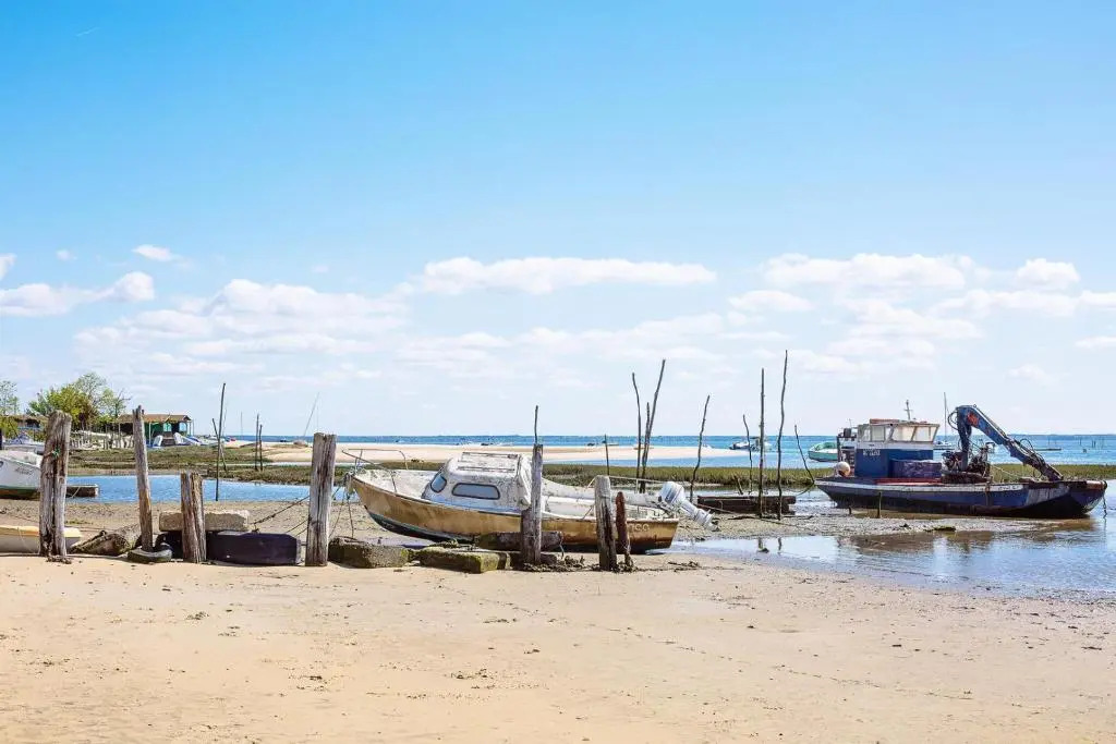 Aiguillon, 4 pers, plage à 5min à pied, parking
