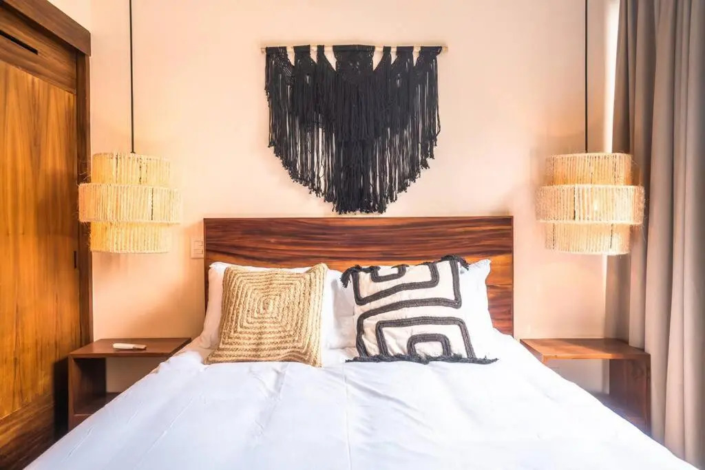 TOH luxury 2 Bedroom Minutes From Downtown