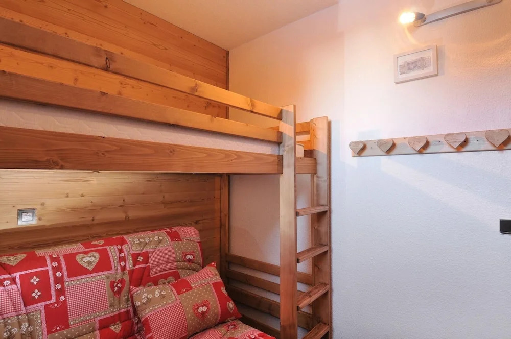 Belle Plagne Two Roomed Apartment on Slopes for 5 People of 31mâ² Tq02