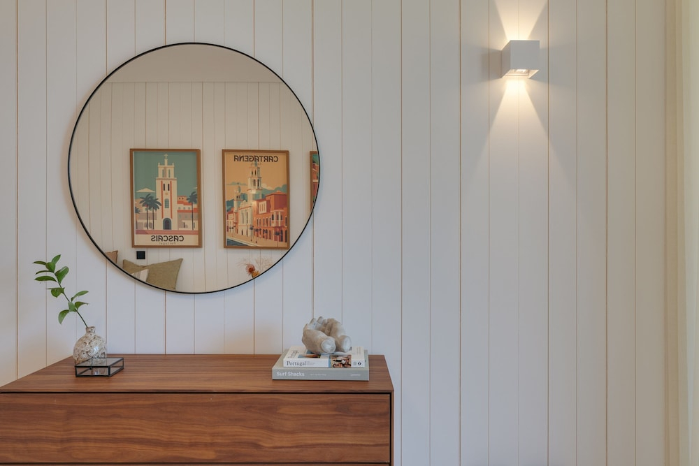 Cascais Contemporary Villa by Cadenzalux