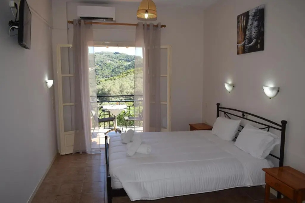 Irida Studios And Suite