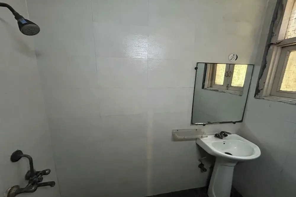 Hotel B K House