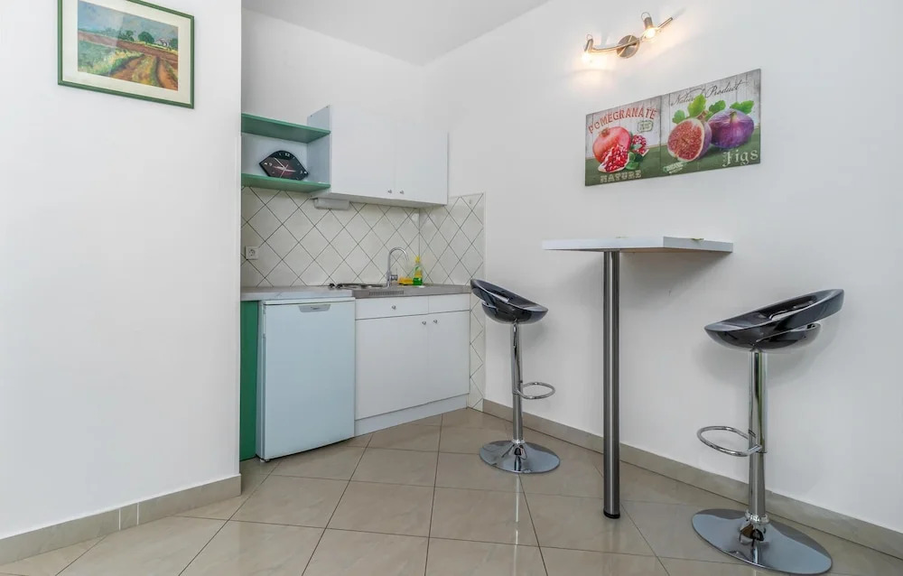 Awesome Home in Jadranovo With Wifi and 3 Bedrooms