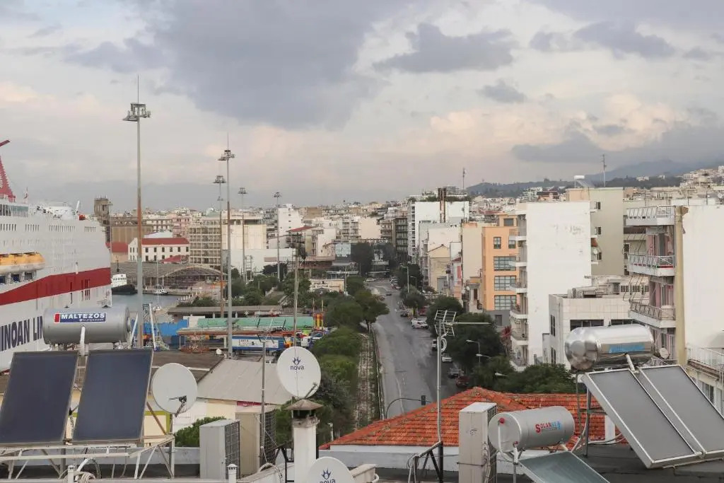 ☆Minimal 6 floor Apartment in the Center of Patras