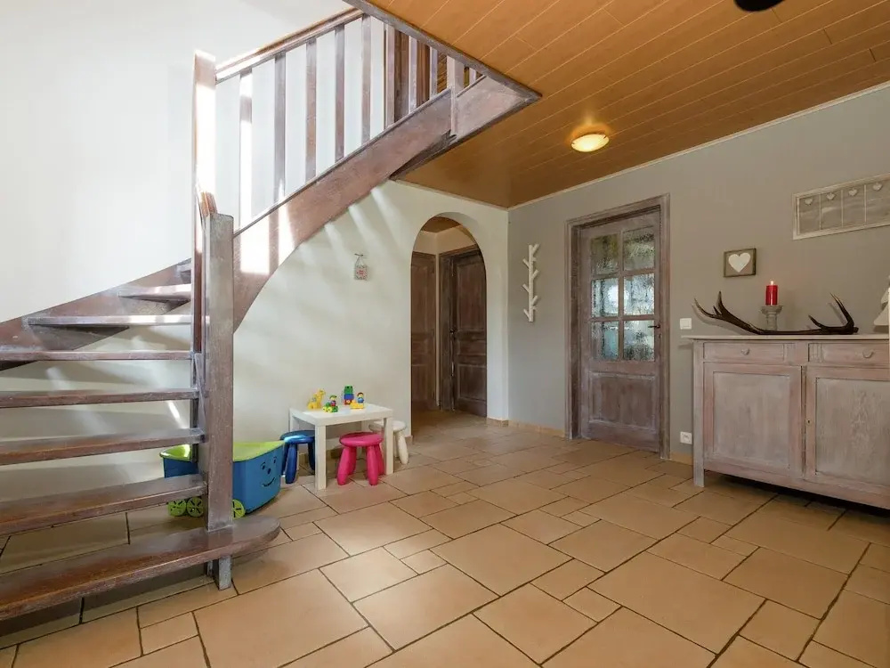 Magnificent Villa in Brisy with Sauna Roofed