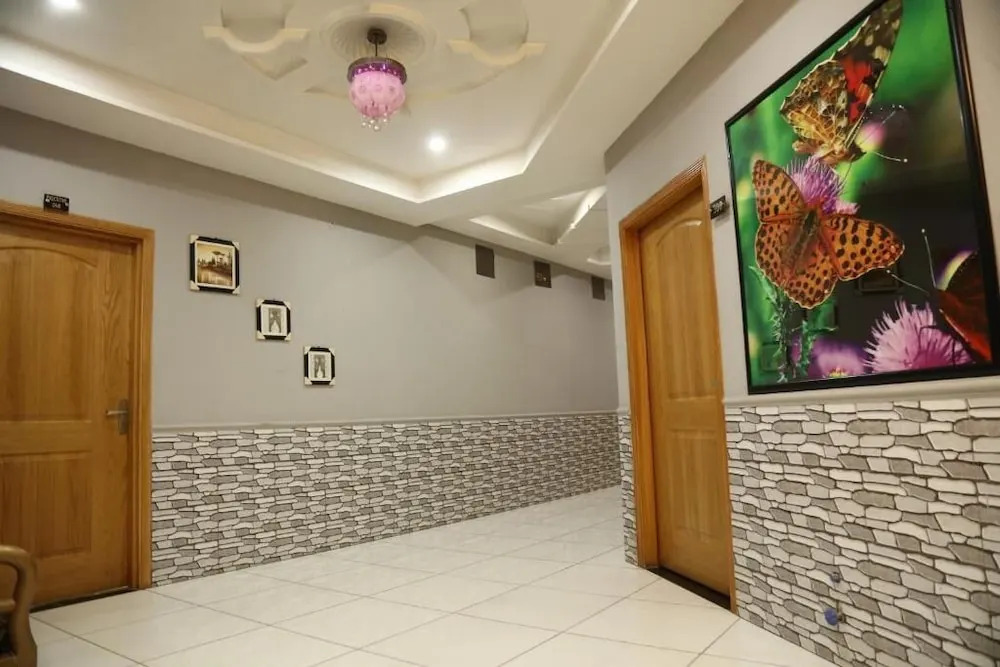 Hotel Executive One
