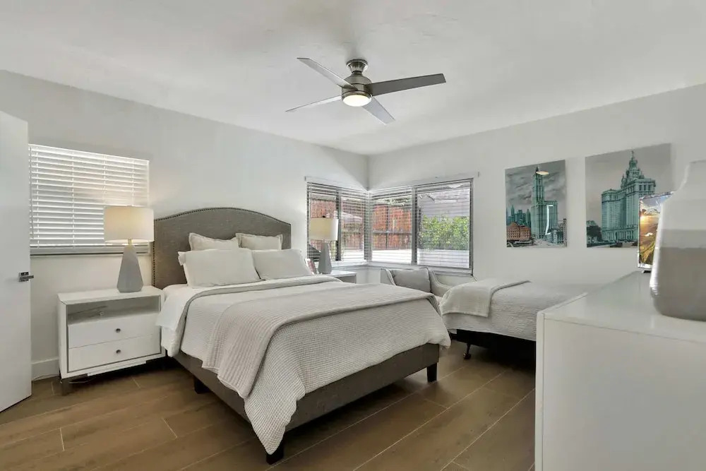 Ocean Breeze Villa - 3 BDR Pool